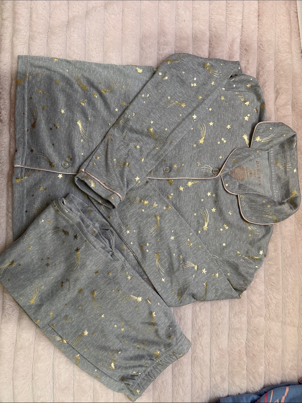 Children's Gray Pajama Set with Gold Stars and Comets  - Girl Age 6 Size